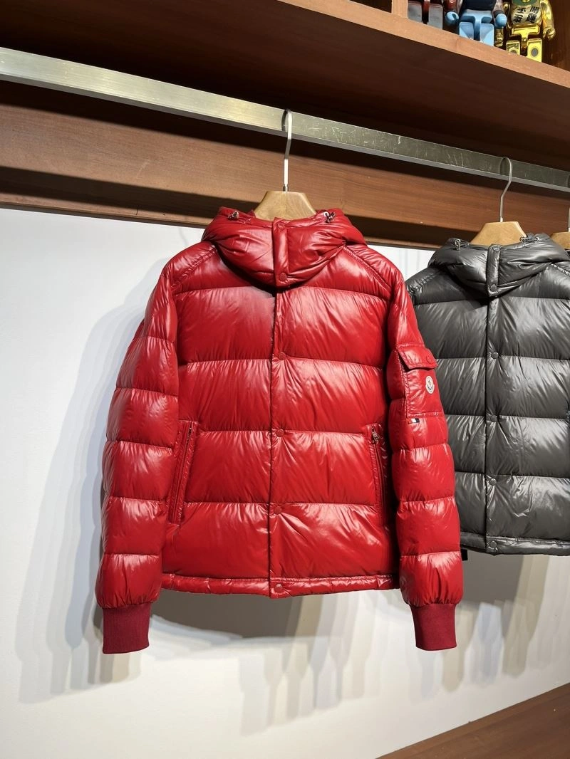 Moncler Down Jackets Sporty 145008