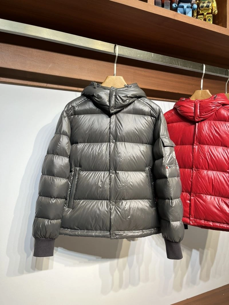Moncler Down Jackets Sporty 145008