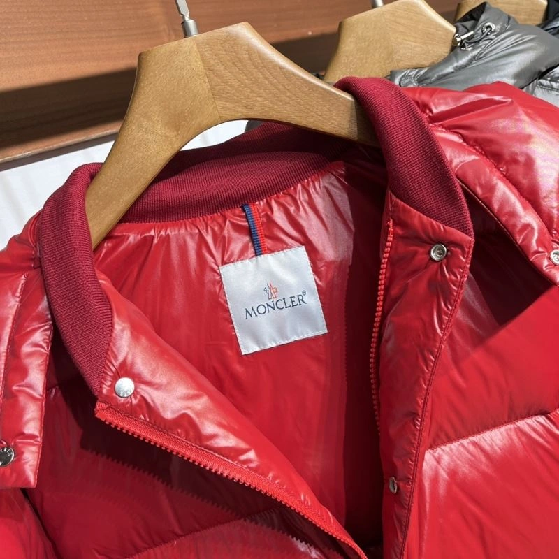 Moncler Down Jackets Sporty 145008