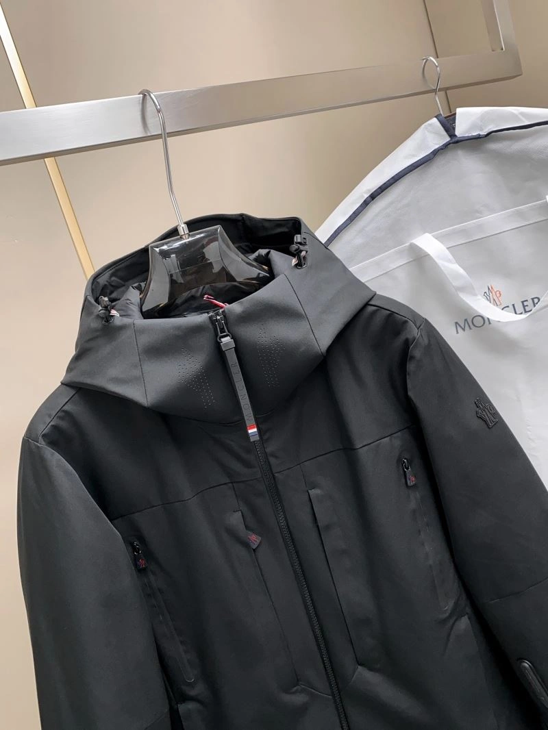 Moncler Down Jackets Versatile 144999