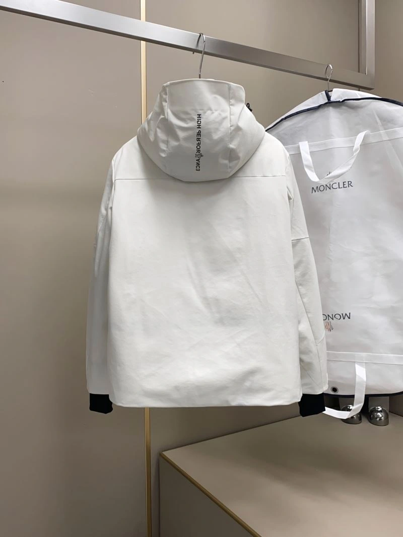 Moncler Down Jackets Durable 144991