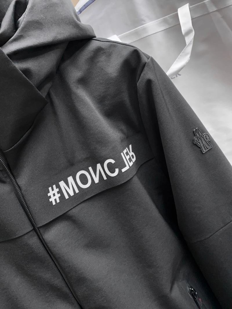 Moncler Down Jackets TechFriendly 144995