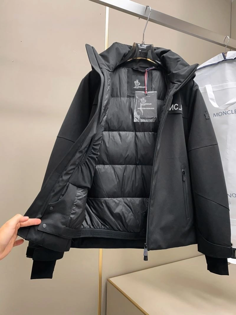 Moncler Down Jackets TechFriendly 144995