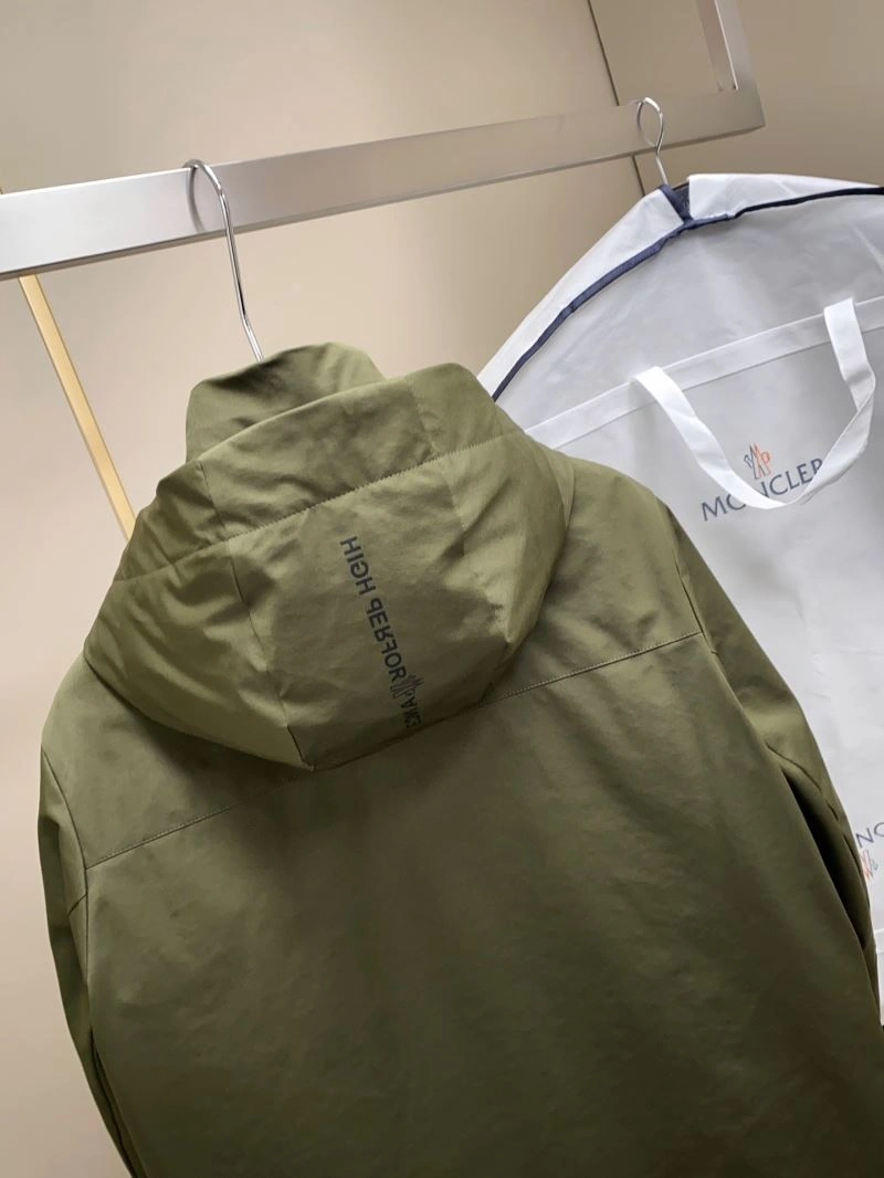 Trendsetting Moncler Down Jackets 144997