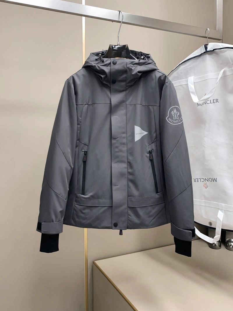 Moncler Down Jackets Refined 145002