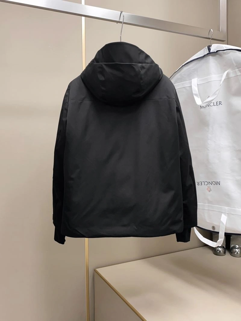 Moncler Down Jackets Practical 145001