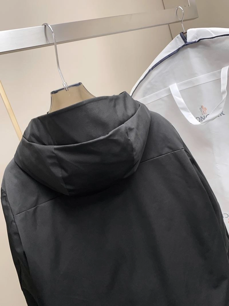 Moncler Down Jackets Practical 145001