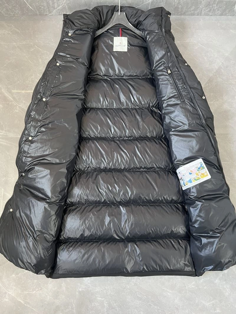Flexible Moncler Down Jackets 144994