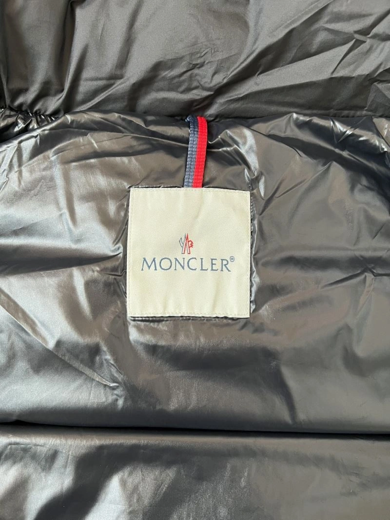 Moncler Down Jackets OdorResistant 144998