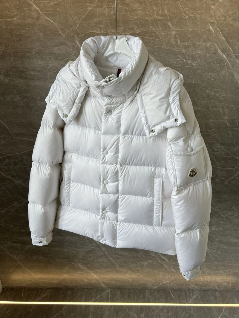 Moncler Down Jackets EasyMatch 144983