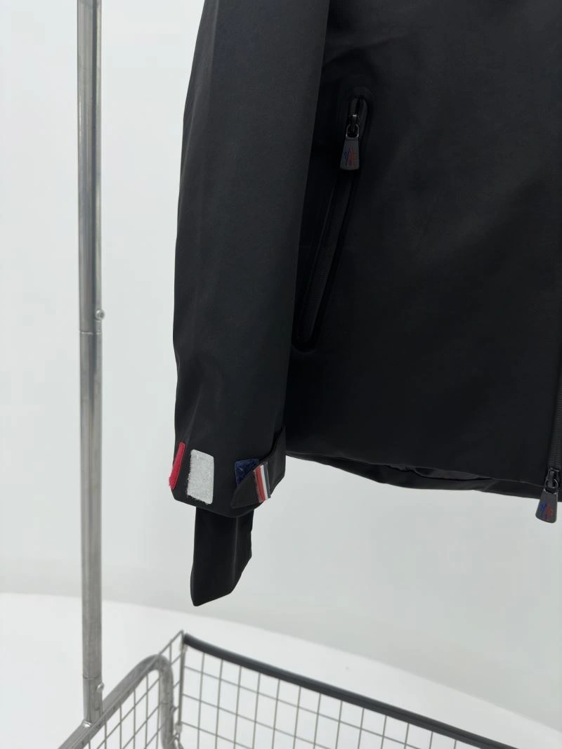 Practical Moncler Down Jackets 144977