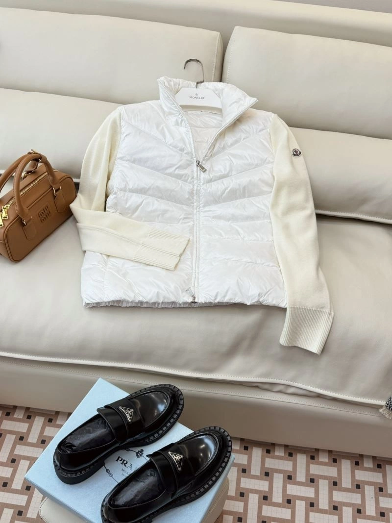 Moncler Down Jackets Neat 144975