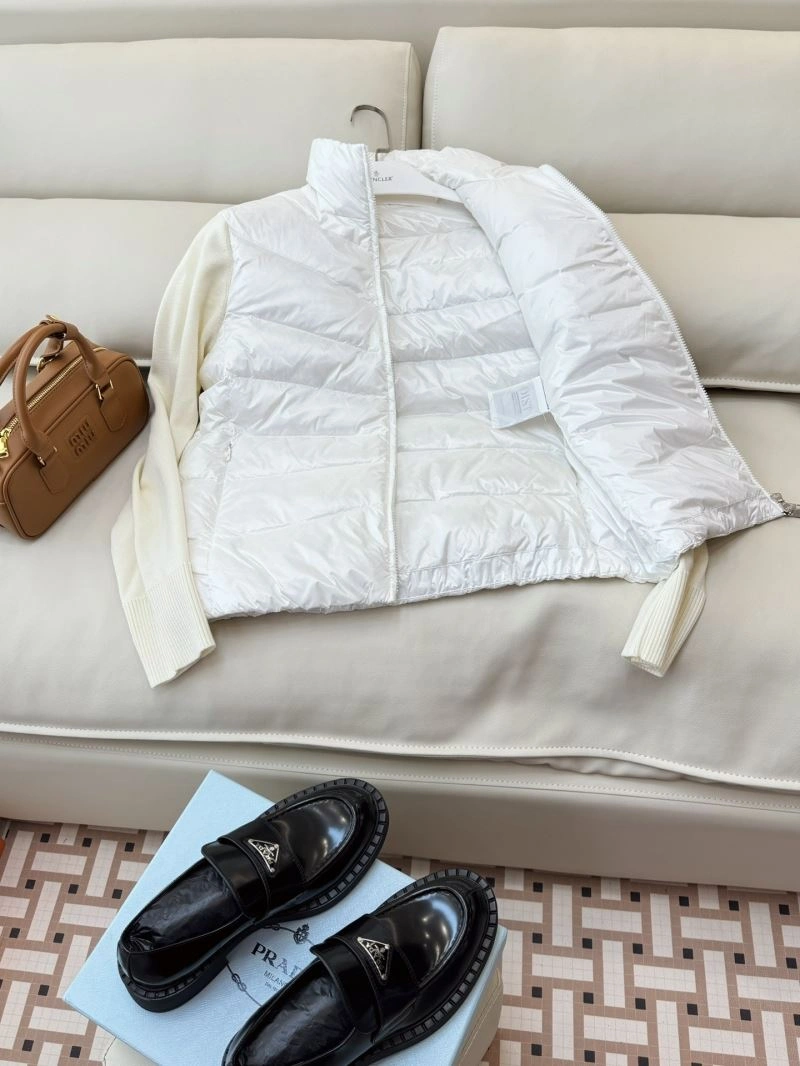 Moncler Down Jackets Neat 144975