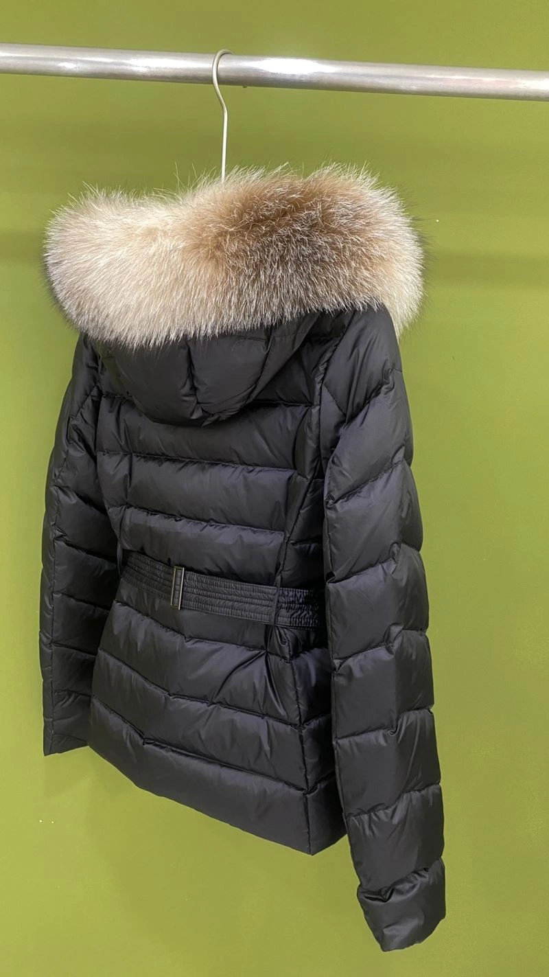 Trendsetting Moncler Down Jackets 144980