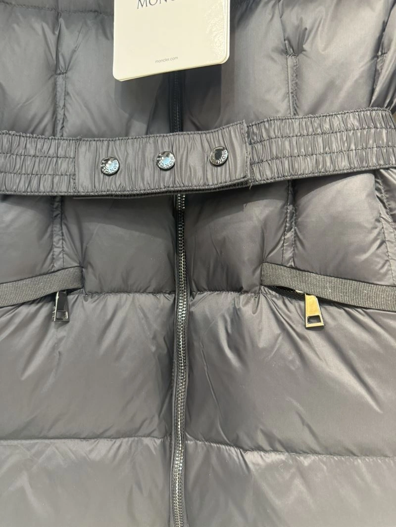 Moncler Down Jackets Durable 144954