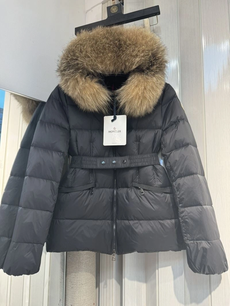 Moncler Down Jackets Durable 144954