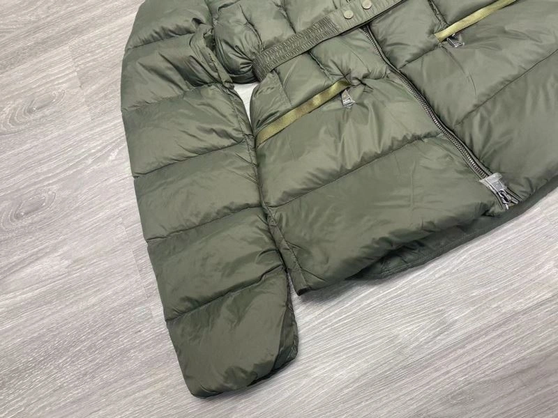 Moncler Down Jackets Breathable 144953