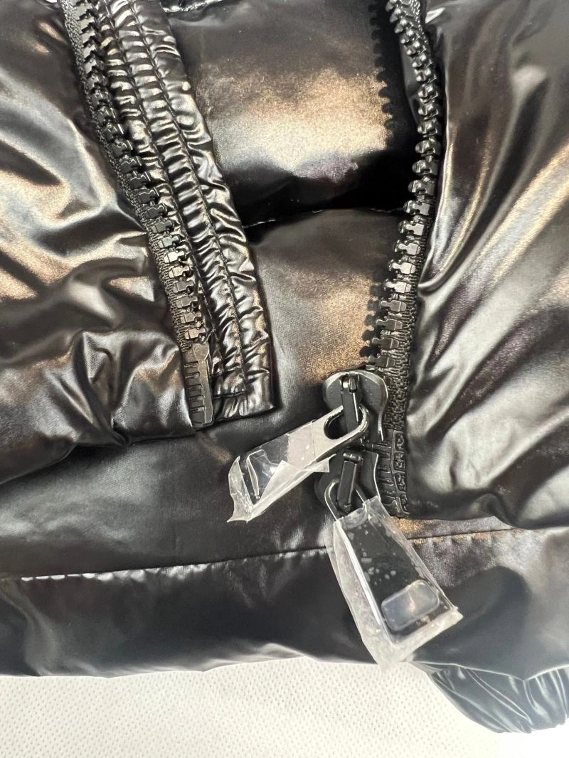 EyeCatching Moncler Down Jackets 144956