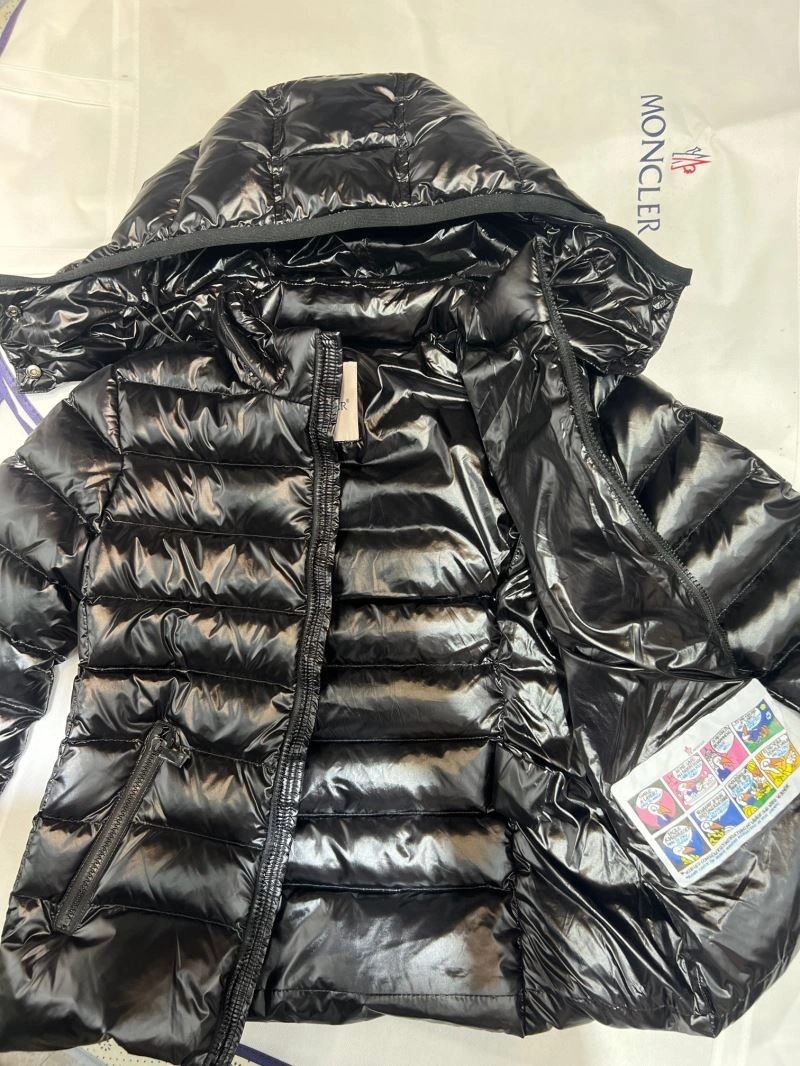 EyeCatching Moncler Down Jackets 144956
