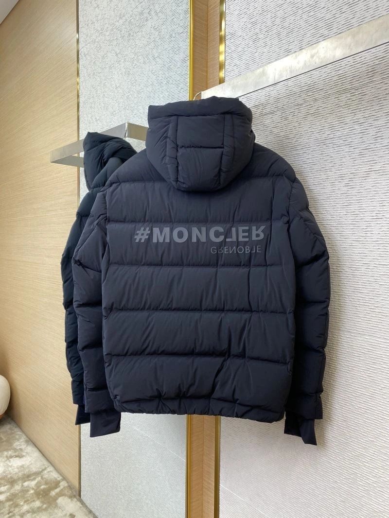 Moncler Down Jackets Supportive 144962