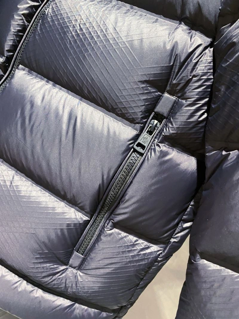 Moncler Down Jackets WrinkleFree 144944