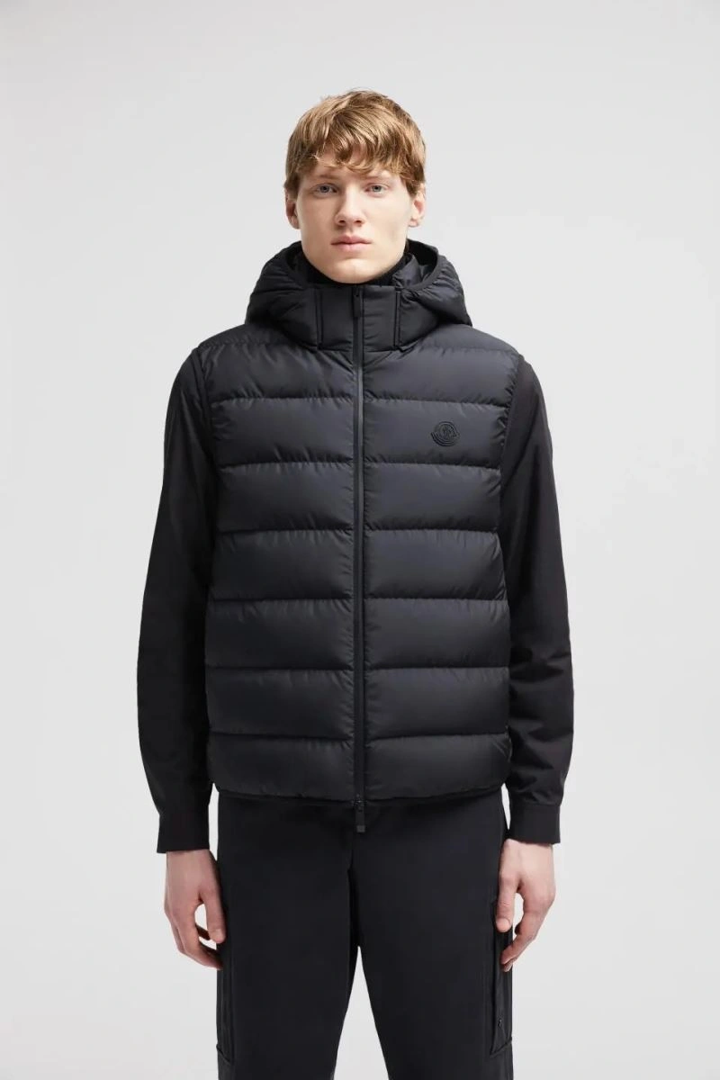 Lightweight Moncler Down Jackets 144950
