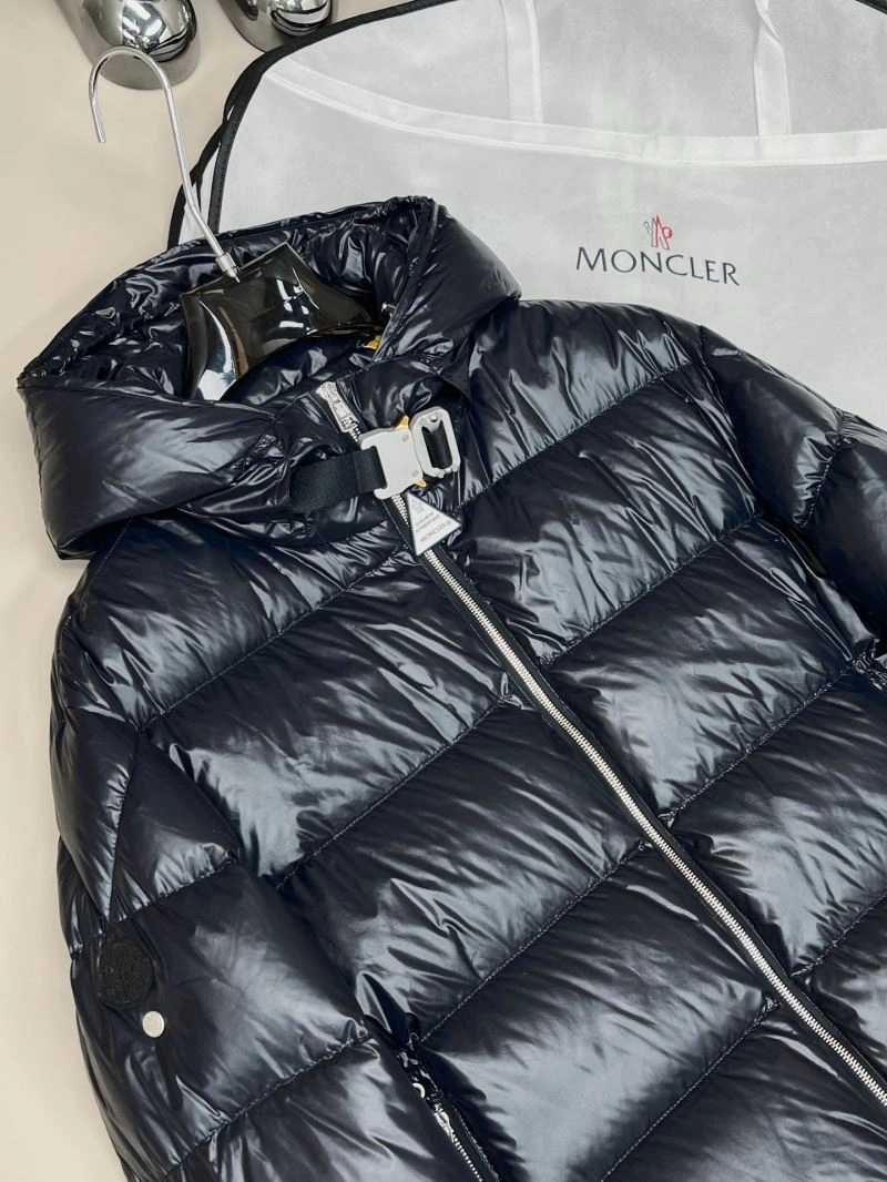 Chic Moncler Down Jackets 144943