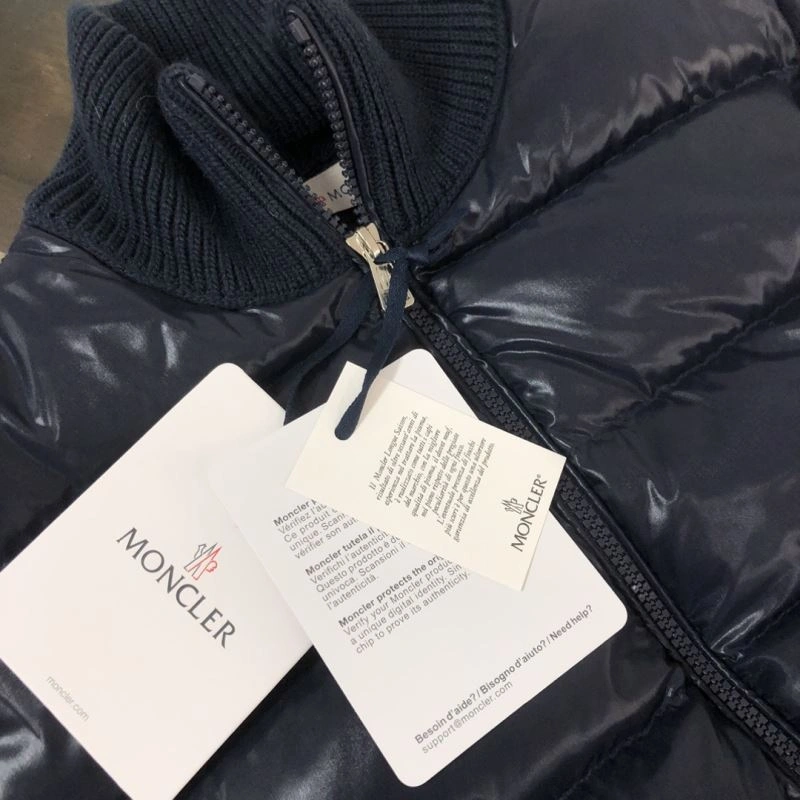 Moncler Down Jackets Unisex 144952