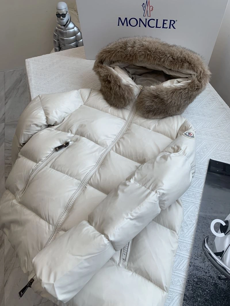 RelaxedFit Moncler Down Jackets 144937