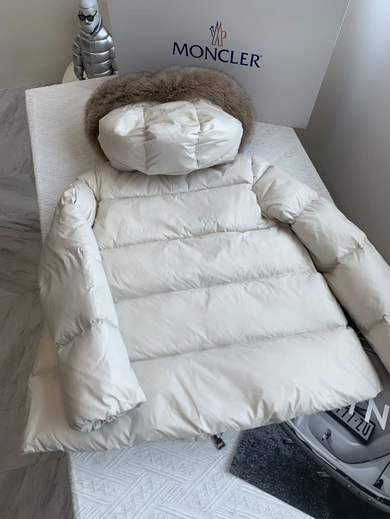 RelaxedFit Moncler Down Jackets 144937