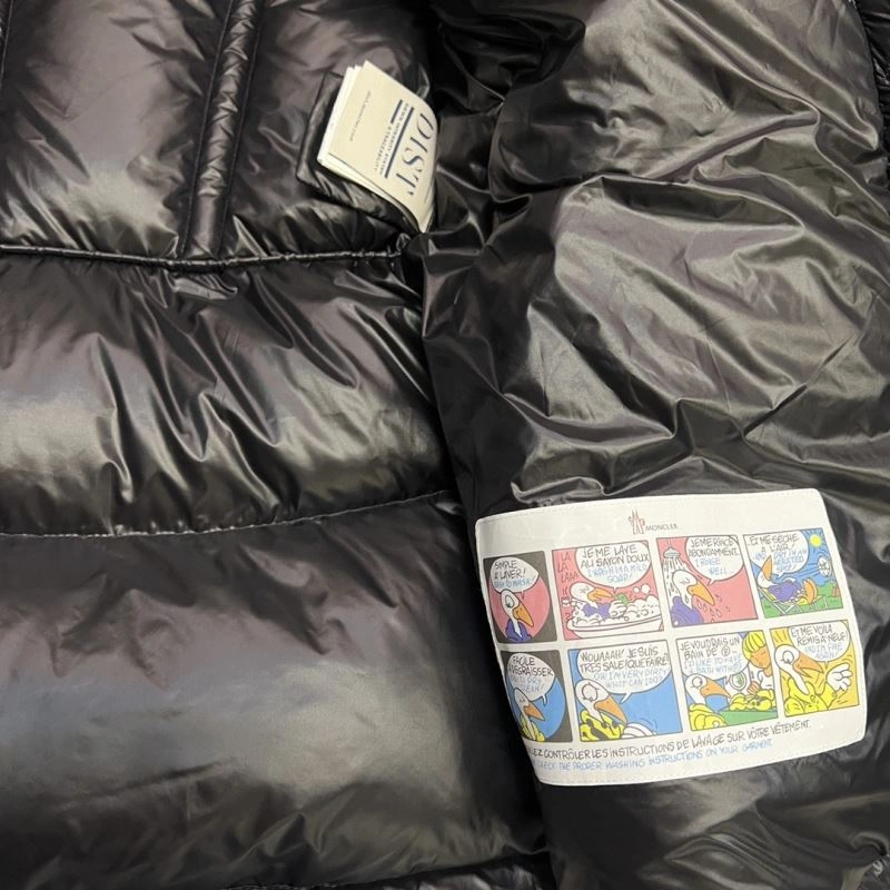 Versatile Moncler Down Jackets 144927