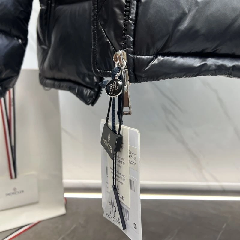 Affordable Moncler Down Jackets 144925
