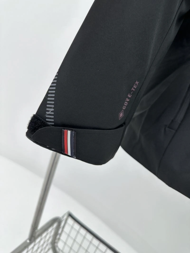 DailyWear Moncler Down Jackets 144920