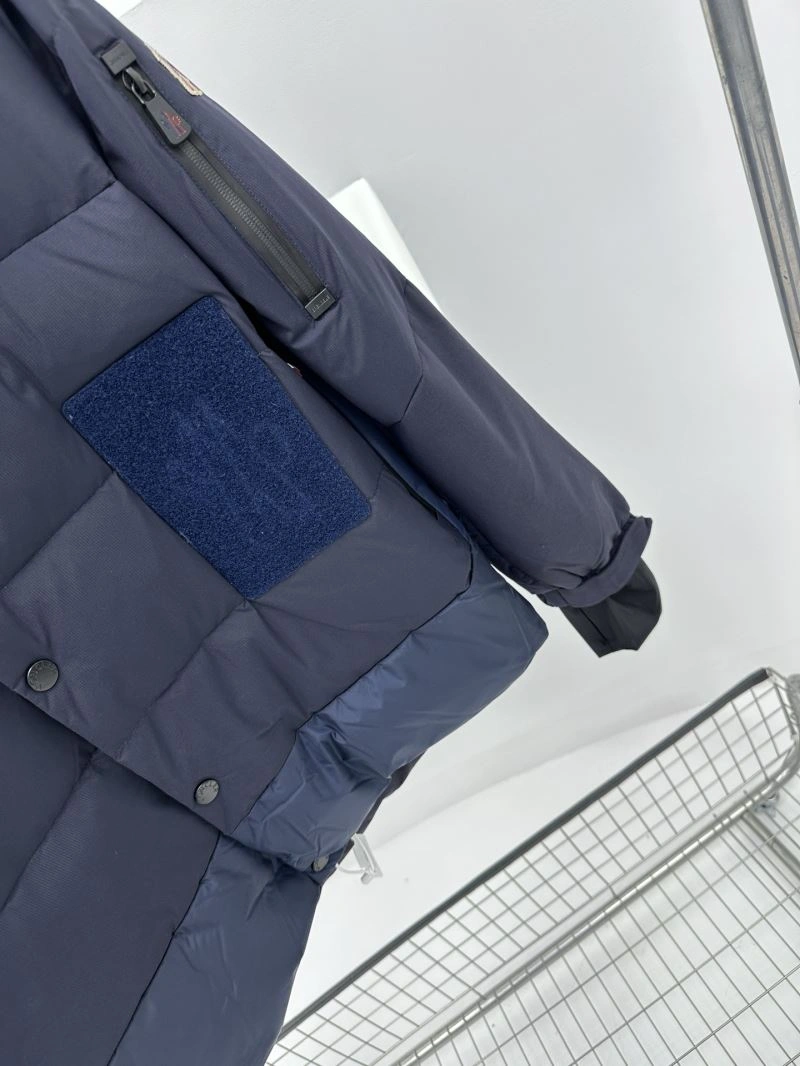 Moncler Down Jackets Fashionable 144908