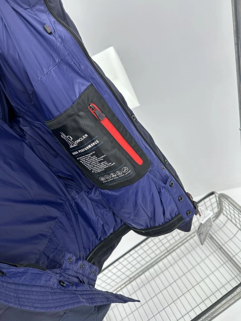 Moncler Down Jackets Fashionable 144908