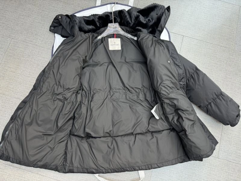 WellDesigned Moncler Down Jackets 144917