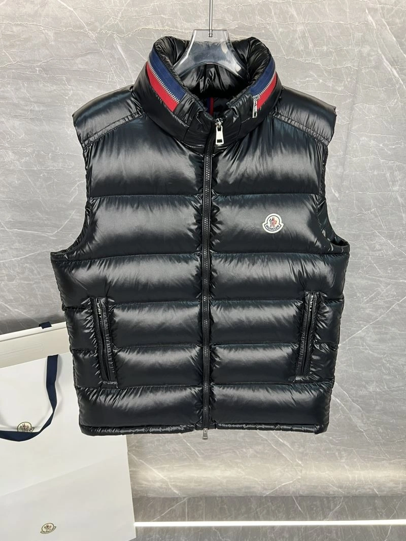 Moncler Down Jackets WellDesigned 144903