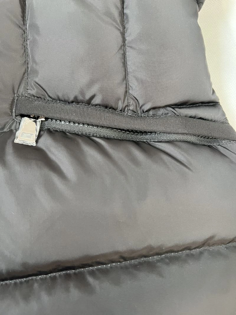 FashionForward Moncler Down Jackets 144902