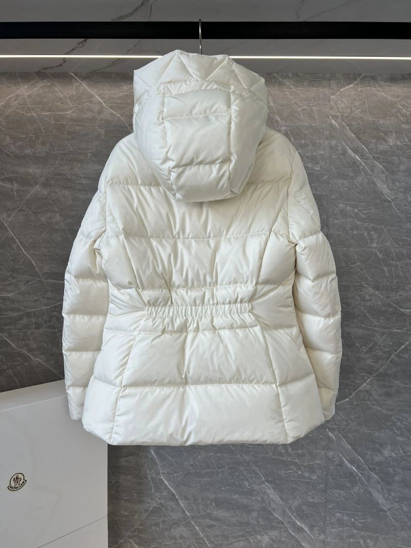 Moncler Down Jackets Durable 144893