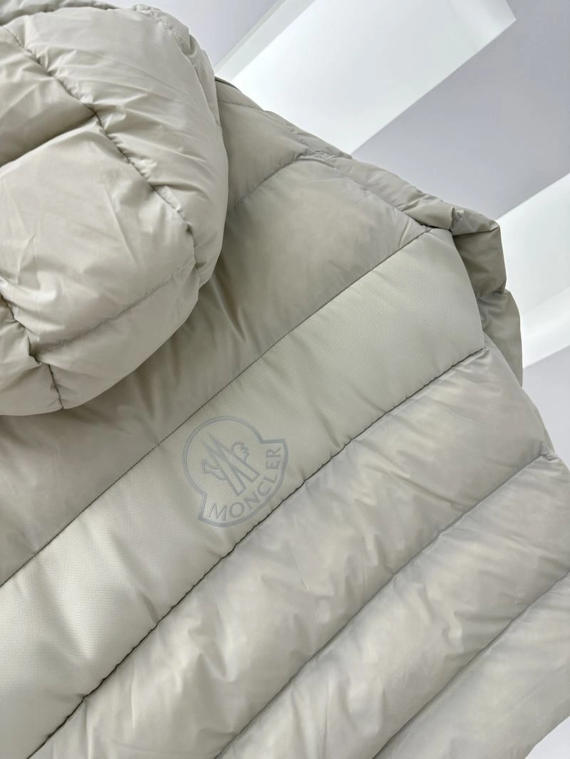 Moncler Down Jackets FashionForward 144892