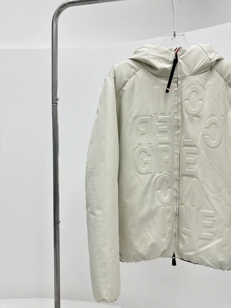 Seasonal Moncler Down Jackets 144907