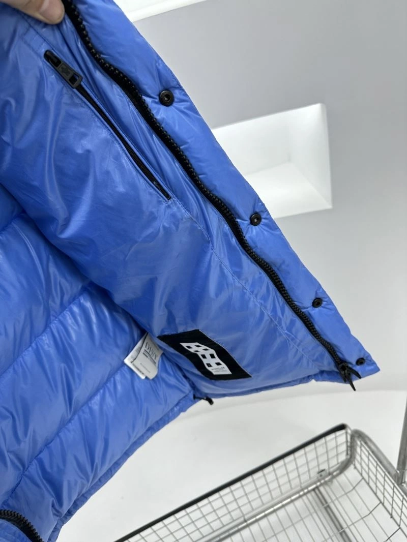 Moncler Down Jackets Soft 144887