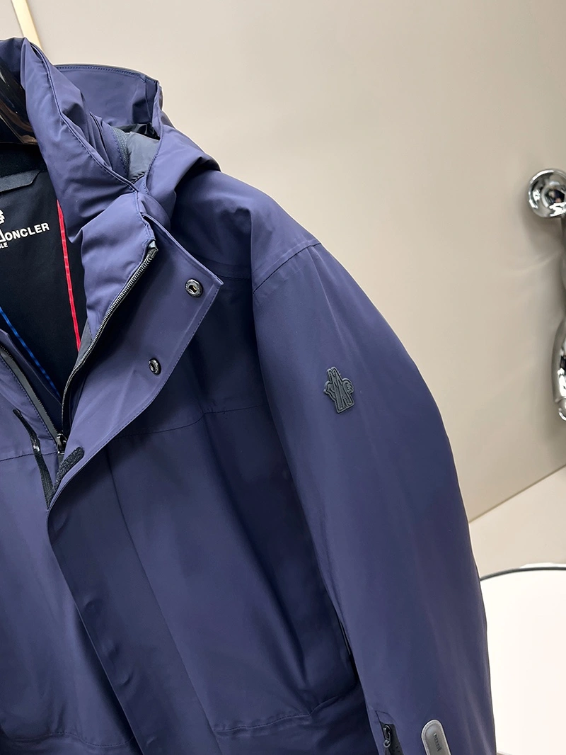 Moncler Down Jackets Lightweight 144885