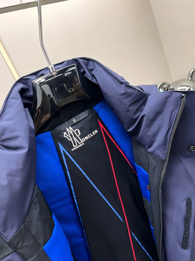 Moncler Down Jackets Lightweight 144885