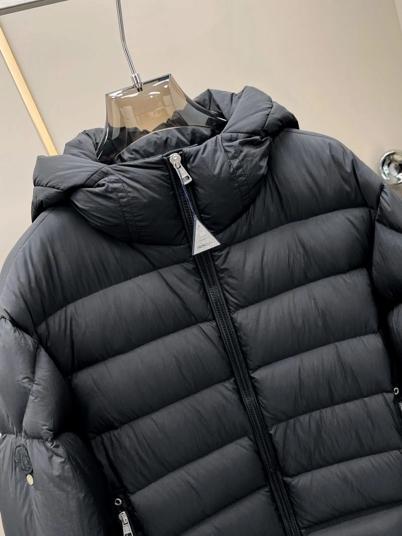 DailyWear Moncler Down Jackets 144882