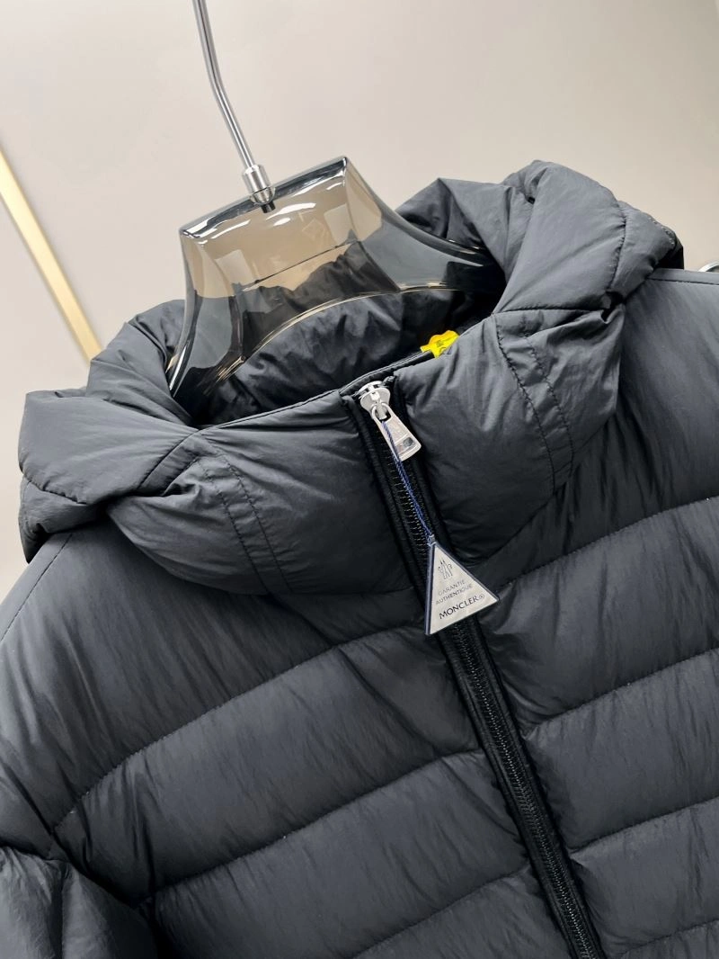 DailyWear Moncler Down Jackets 144882