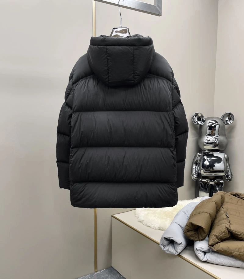 DailyWear Moncler Down Jackets 144882