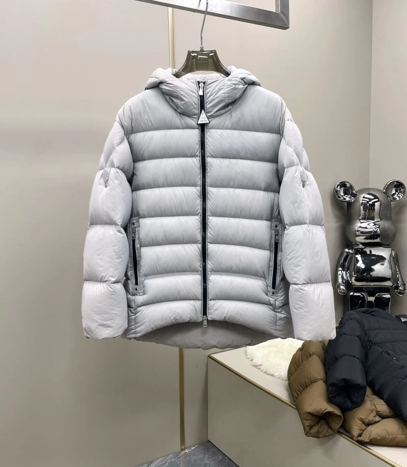 Casual Moncler Down Jackets 144881