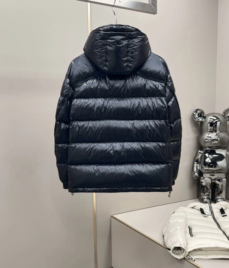 Moncler Down Jackets Elegant 144878