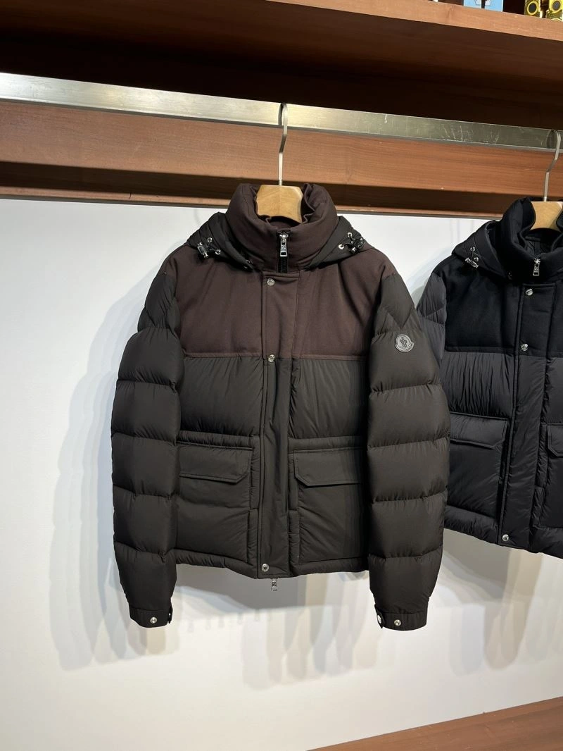 Moncler Down Jackets Sleek 144869